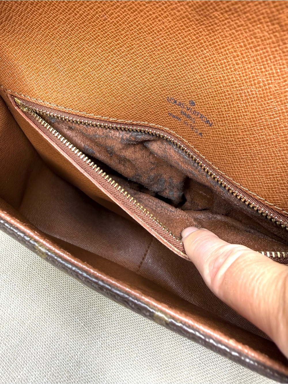 Authentic Louis Vuitton Saint Cloud GM Crossbody Bag M51242 brown monogram LV - Picture 15 of 16